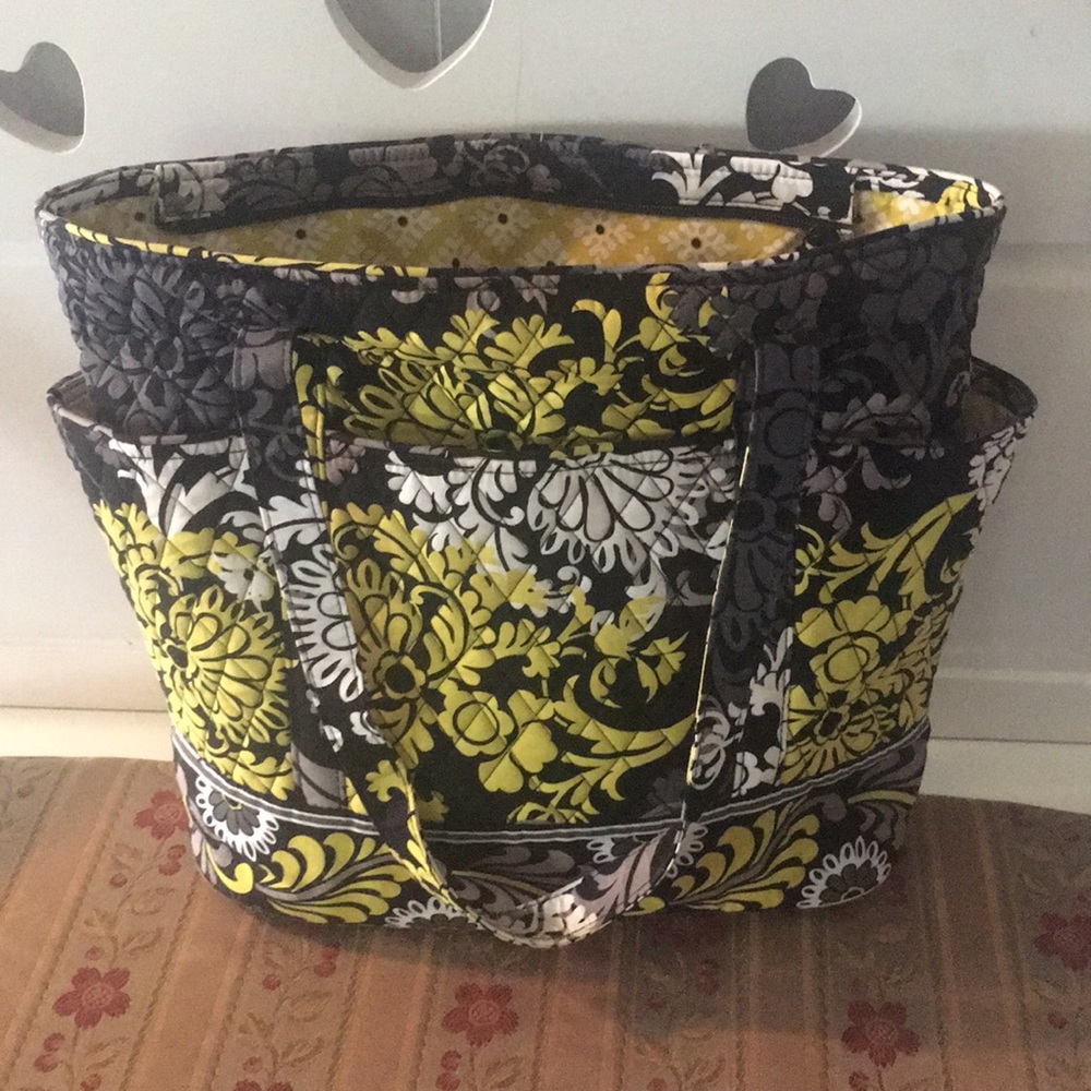 EUC Vera Bradley tote